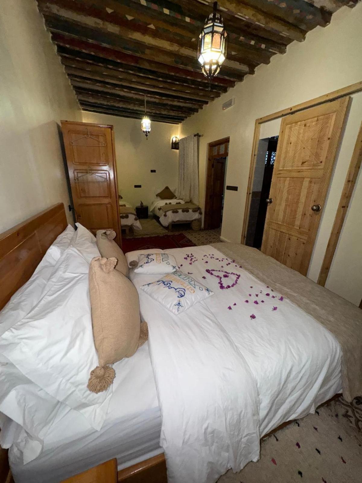 Gite Marbie Maison Rurale, Une Experience Naturelle Unique, Au Coeur Du Moyen Atlas, Maroc Kasba Tibouda Exterior foto
